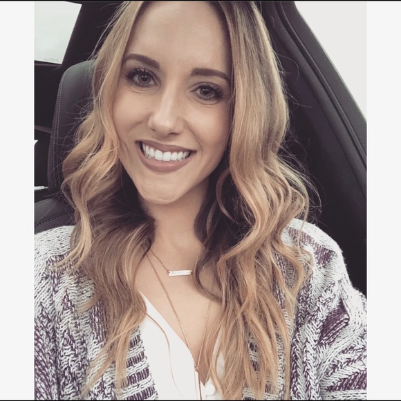 Meet your Posher, Brianna - Picture 1 of 1